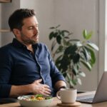Bloating After Eating Fiber? The 2 PM Desk Bloat Pattern Explained
